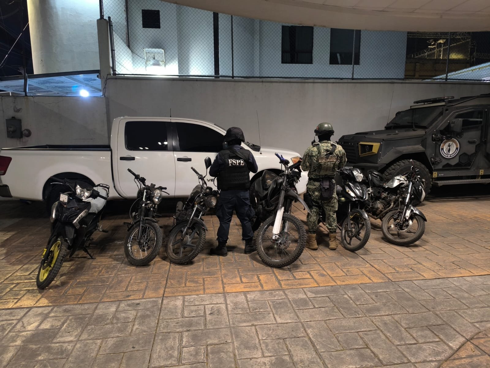 Fuerzas de seguridad detienen a dos personas con armamento y droga en ...