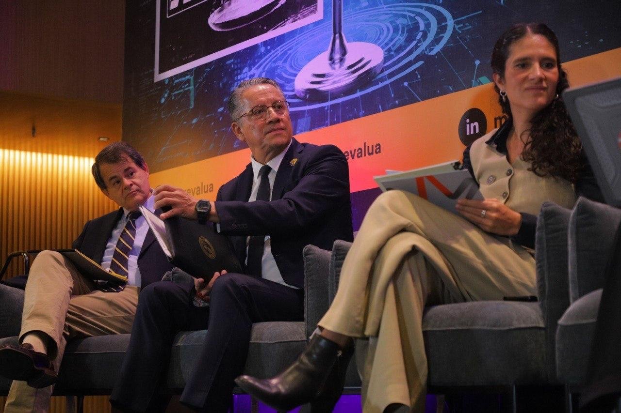 PARTICIPA FISCAL GENERAL GERARDO VÁZQUEZ ALATRISTE EN EL FORO NACIONAL ...